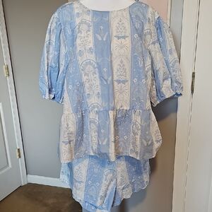 Crown & Ivy Blue and White Women Shorts. Top Xl. Shorts Xxl. Run Small On Shorts